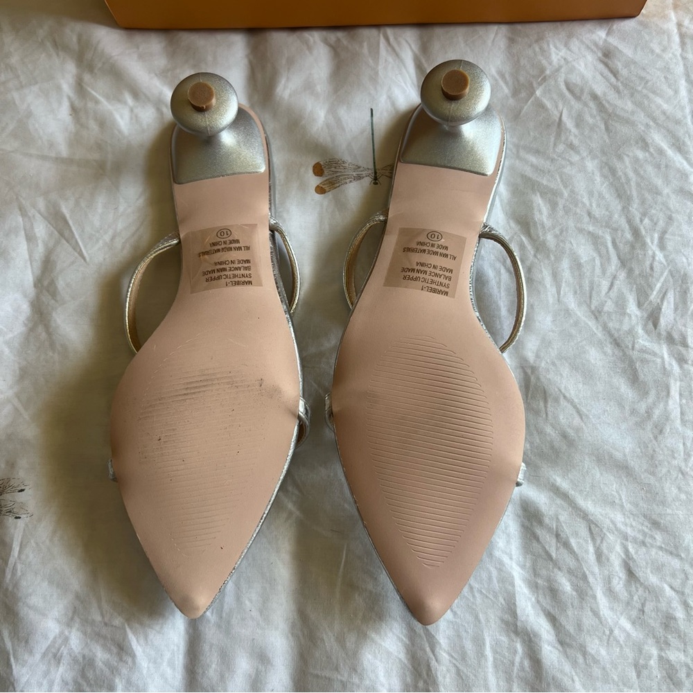 Chase + Chloe Silver Maribel kitten heels - Picture 6 of 8